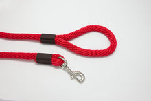 Load image into Gallery viewer, LEEDZ® LEASHES -5/8” Snap End
